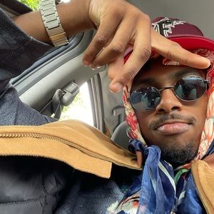 Meet your Posher, Cliff